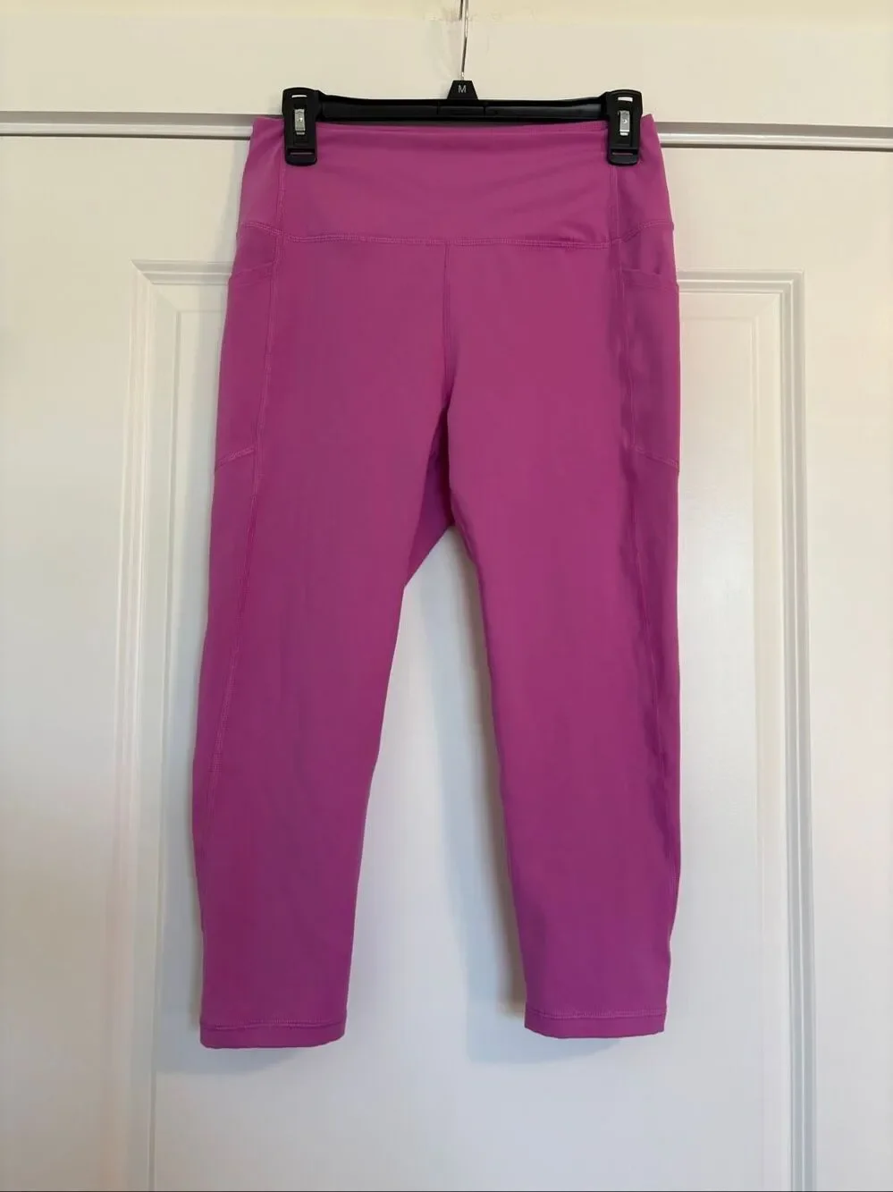 GapFit Orchid Capri Leggings High Rise Side Pockets Activewear Size Large